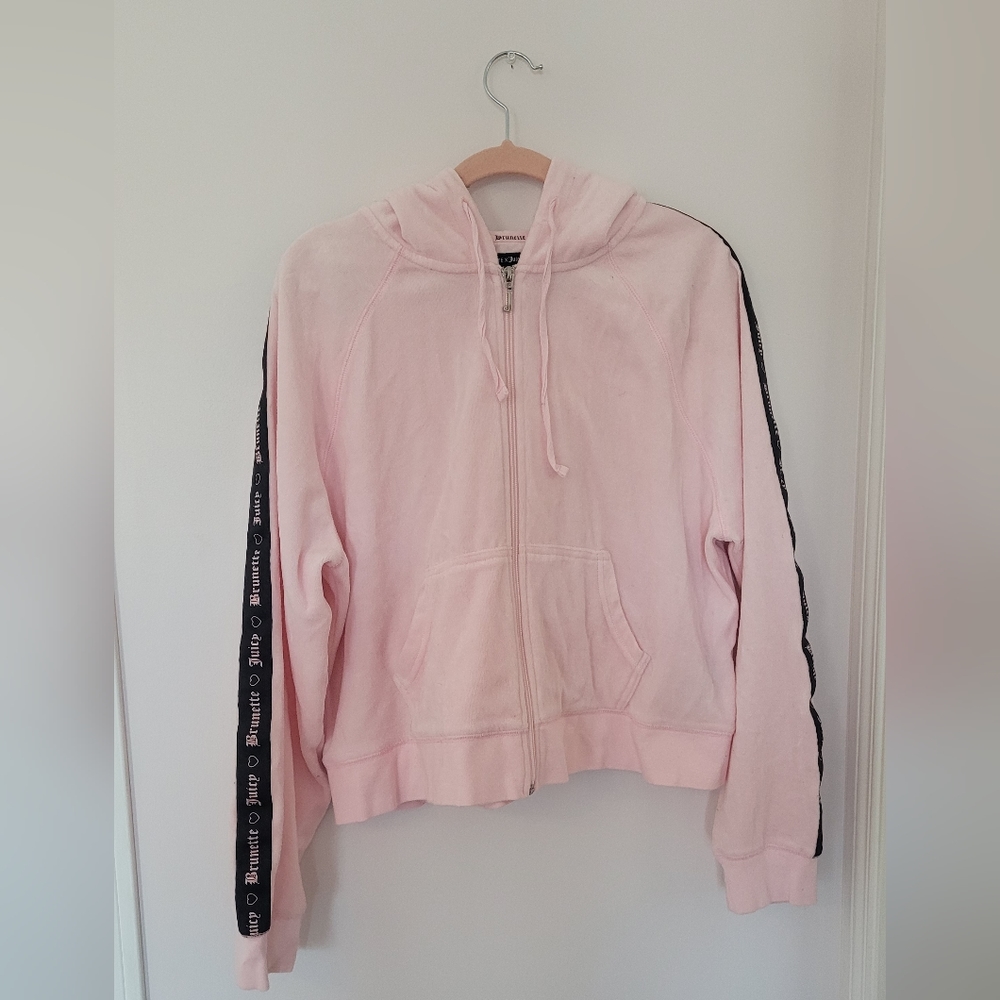 Brunette x Juicy Couture pink tracksuit